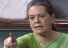 Sonia Gandhi loses cool as Advani says UPA govt is illegitimate, then withdraws